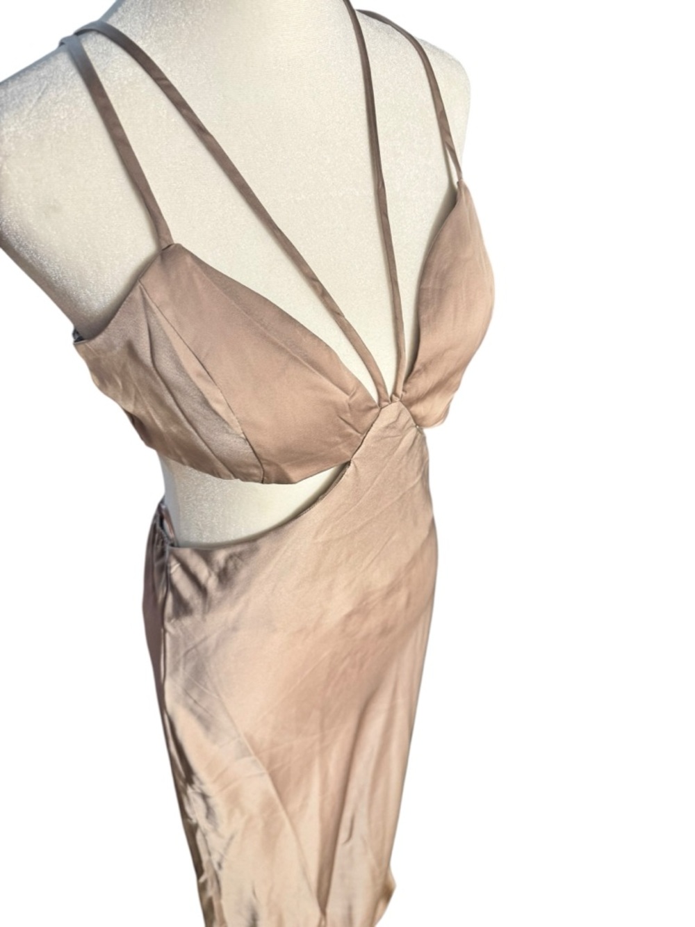 Fiesta Star Satin Maxi Dress - Picture 4 of 10
